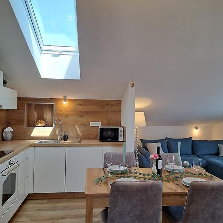 Apartments Jimmi Kaštela 外观 照片